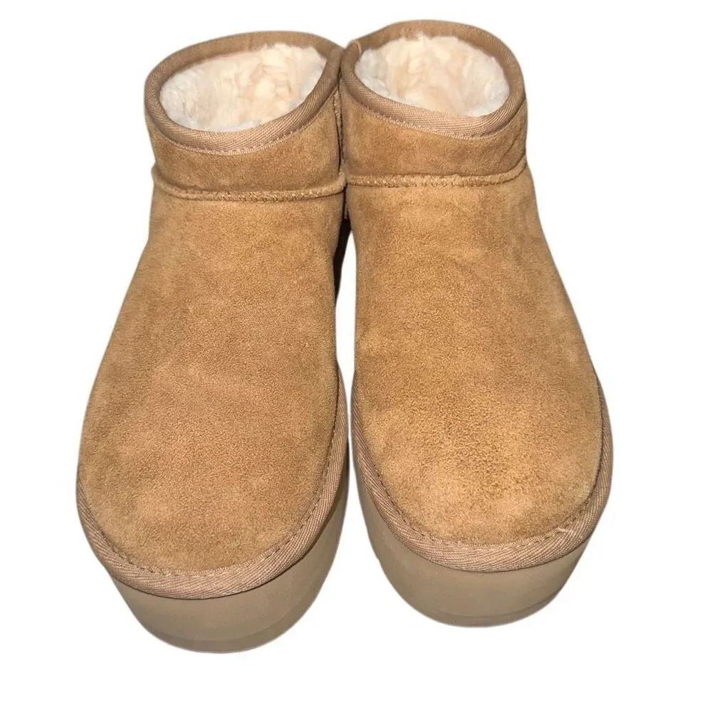 Size 9 UGG Chestnut Classic Ultra Mini Platform Boots - Picture 3 of 6